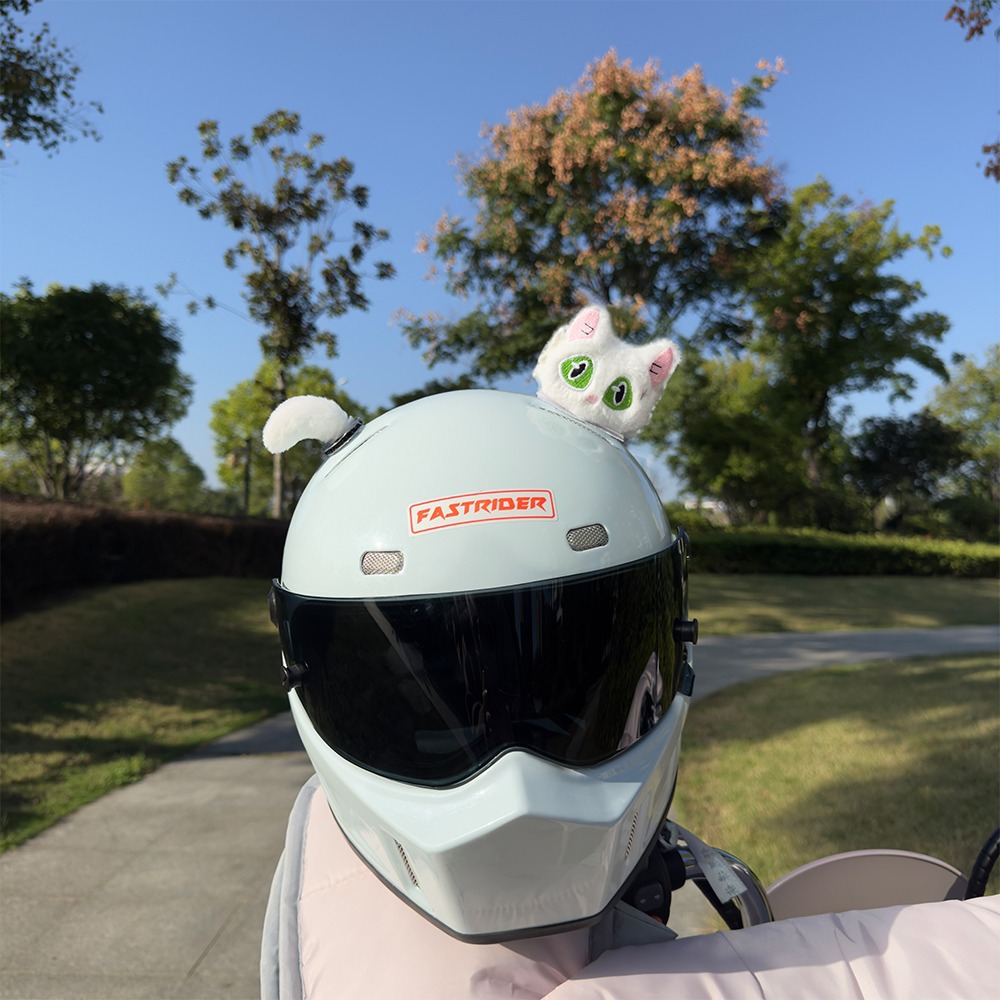 Suzume's Locking-Up Cat Motorcycle Helmet Decoration