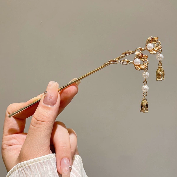 26# Hairpin-Double Lotus Short Pendant (Gold)