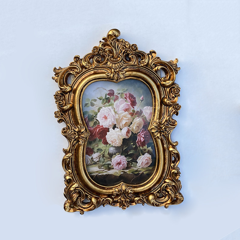European-style retro gold resin photo frame embossed carved wall hanging background wall photography photography decorative picture frame decoration European-style retro gold resin photo frame embossed carved wall hanging background wall photography photography decorative picture frame decoration