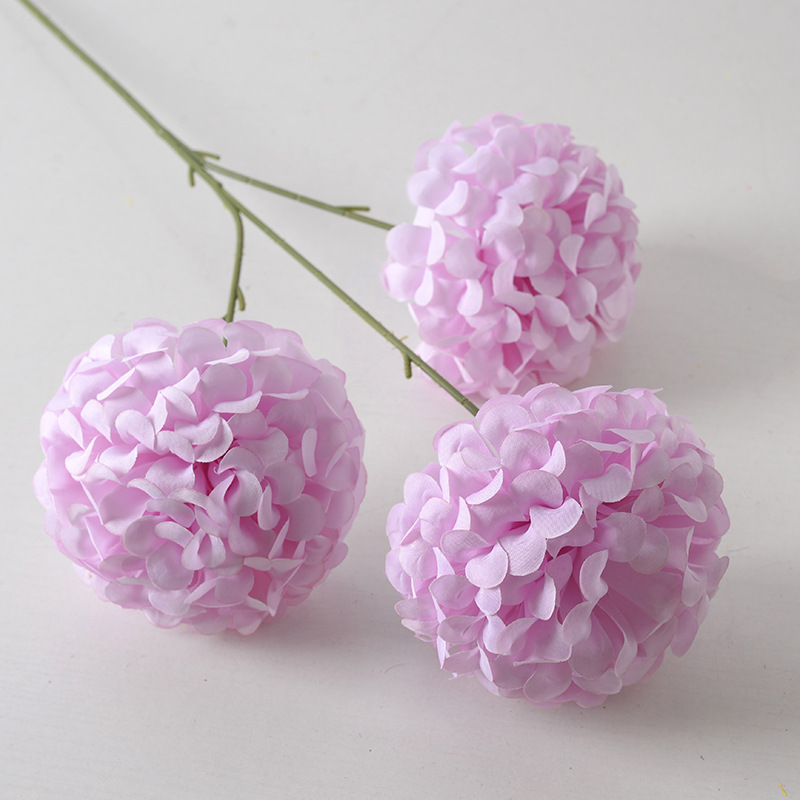 3 cabezas de hortensia plisada púrpura