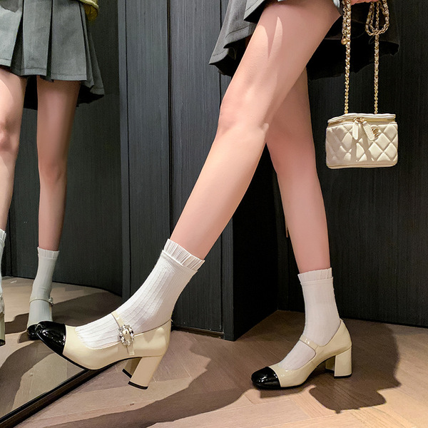 Elegant universal two-tone Mary Jane shoes with rhinestones heels…