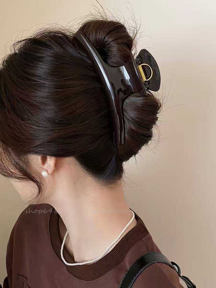 Chocolate brown ~ curved gripper long