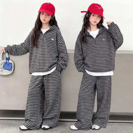 女童条纹半开衫连帽套装春秋款宽松舒适百搭学生休闲服洋气时尚