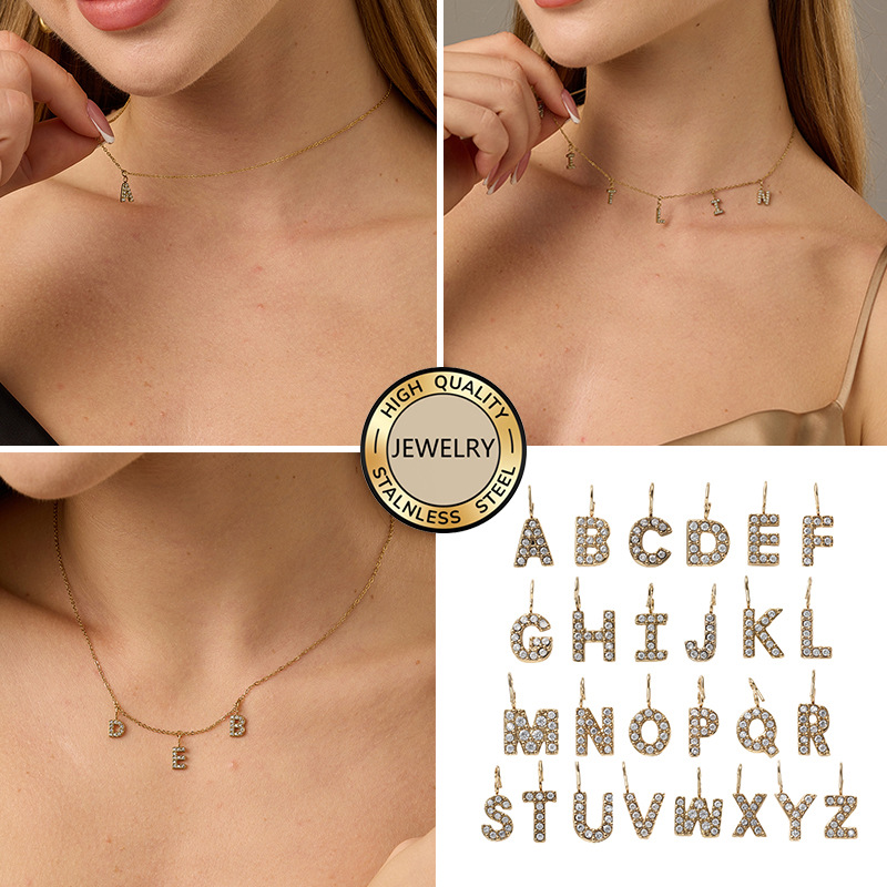 14K Qızıl Suyunda Mini Boyunbağı Ucluğu - 26 Hərfli
