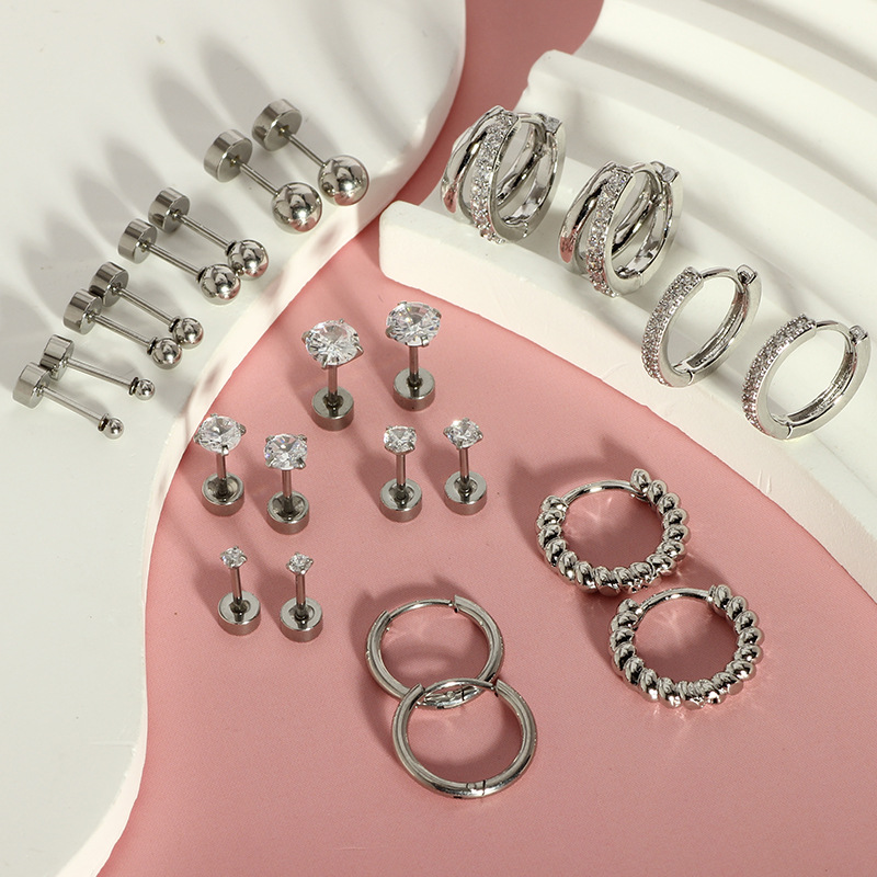 Labret piercing jewelry detail image