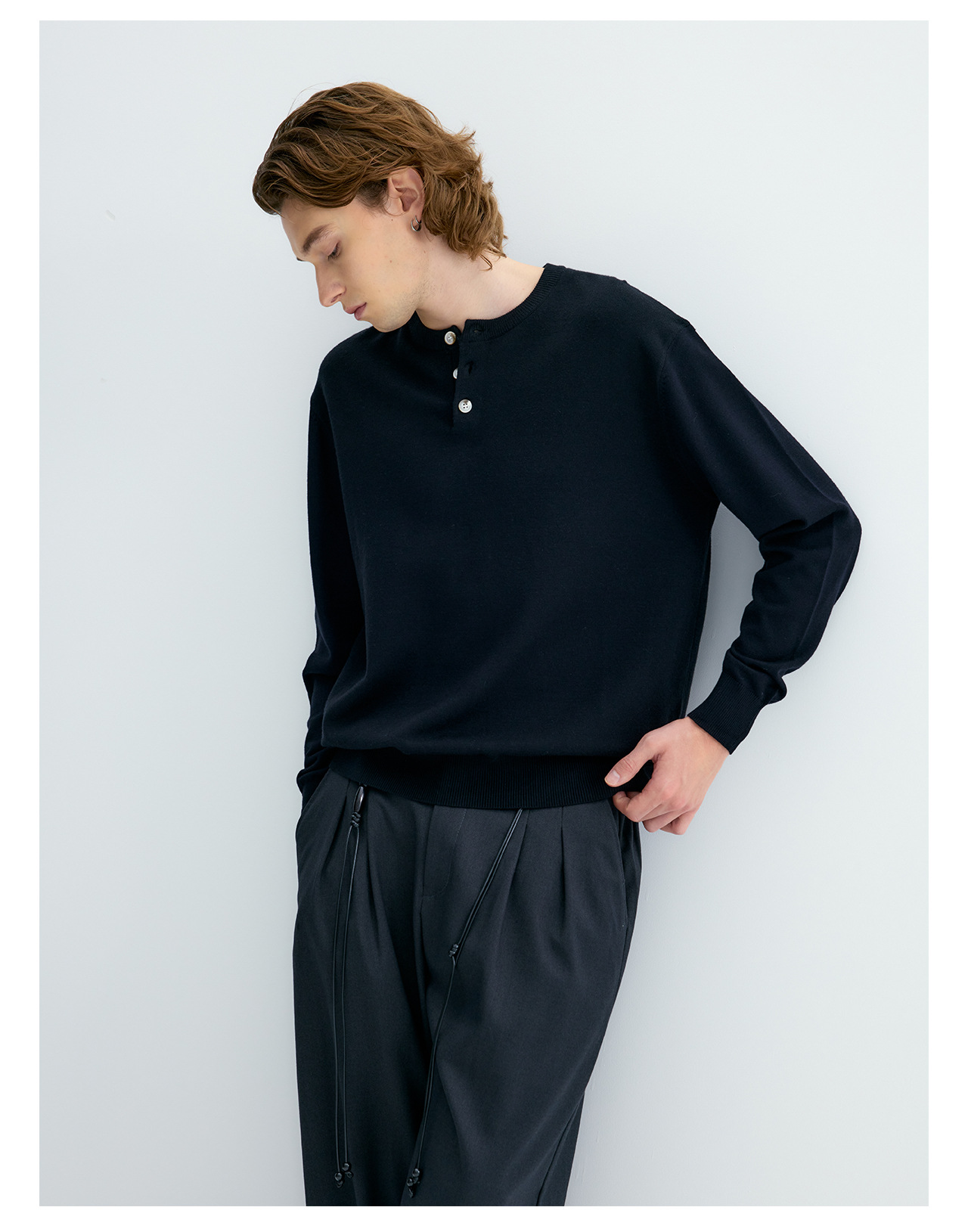 UNF 250g Henley Knit Sweater
