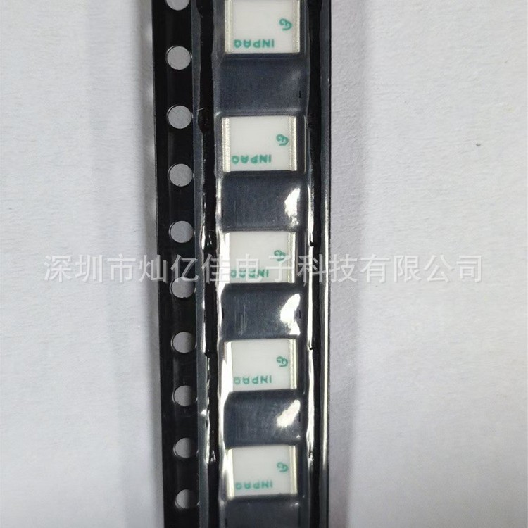 VGAP-CLB-AS-A1 贴片双频陶瓷天线 2.4GHz+5GHz 高增益3.2/3.5DBi