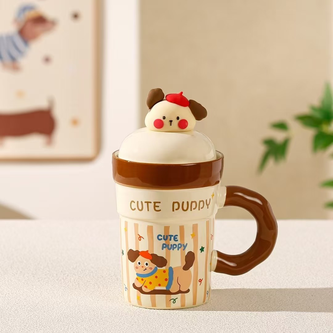Taza de dibujos animados creativos Taza de cerámica con tapa Taza de agua de pareja para niñas Regalos de mano Taza de marca de alto valor Juego para el hogar