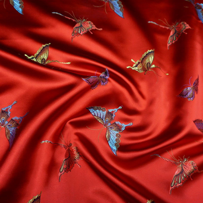 宽幅大红底五彩老花蝴蝶柔软织锦缎面料旗袍汉服古香丝绸缎子布料