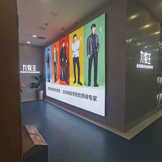 异形灯箱软膜幻彩卡布拉布LED灯服装商品宣传灯箱定制