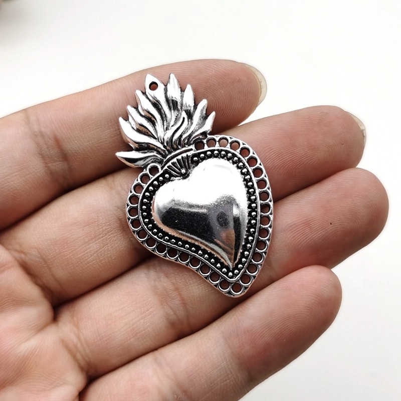 1 Piece Zinc Alloy Heart Shape Pendant display picture 4