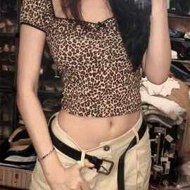 跨境豹纹短袖T恤女 夏季新款短款高腰独特别致辣妹纯欲一字肩上衣