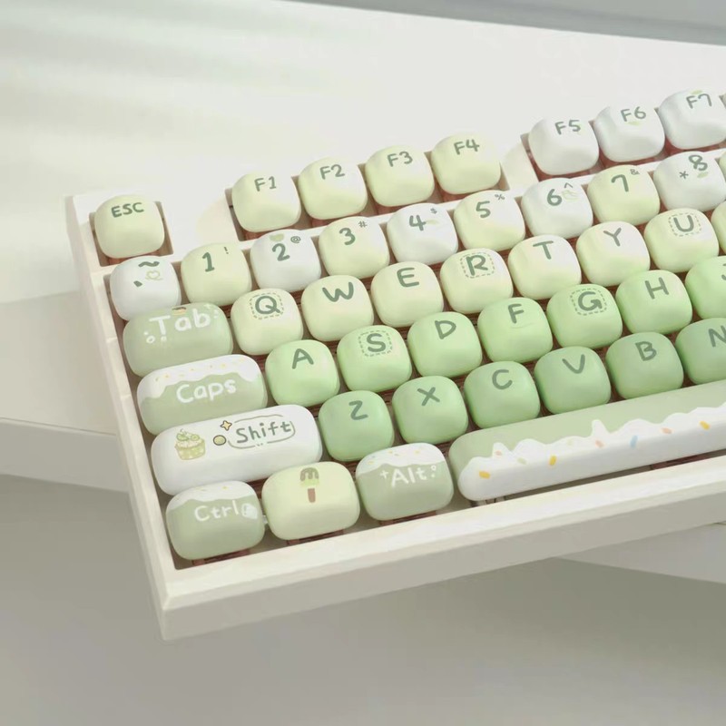 かわいいアイスクリームのデザートのテーマのキーキャップPBTの熱昇華の工芸は61 68 75 84 98 108に適応します。|undefined