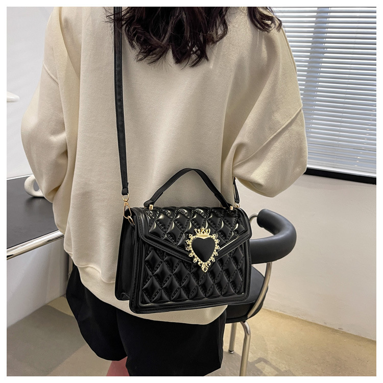 Fashion Spring Portable Small Square Bag Shoulder Messenger Bag23*16*8cm display picture 5