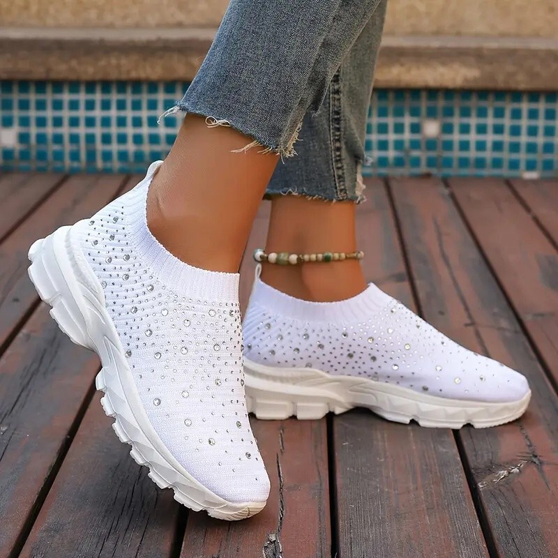 Foreign Trade Large Size Fly-Knit Sports Shoes for Women Cross-Border New Products 2025 Autumn European and American Thick-Soled Rhinestone Casual Running Shoes for Women Foreign Trade Large Size Fly-Knit Sports Shoes for Women Cross-Border New Products 2025 Autumn European and American Thick-Soled Rhinestone Casual Running Shoes for Women