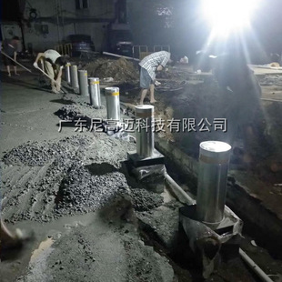 Dongguan Campus Anti-Collision Column Fully Automatic Adjustable Column 304 Stainless Steel Community Parking Lot Manual Disassembly Isolation Pile