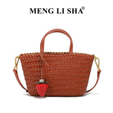 �����¿�ٴ����ྎ����Ů�������r�Іμ�б������e���s�˻@�Ӱ�