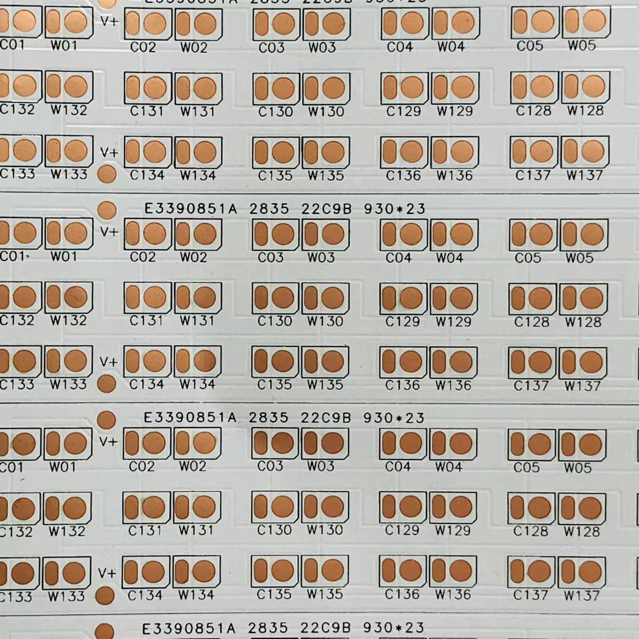 FPC软灯板2835 恒流 E3390851A 9B22C 930*23MM 250*940*10PCS