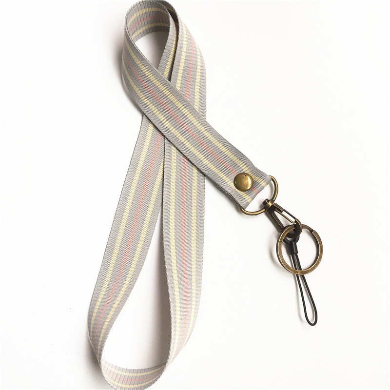 회색 수직 곡물 넓은 실크 청동 매달린 버클 긴 로프