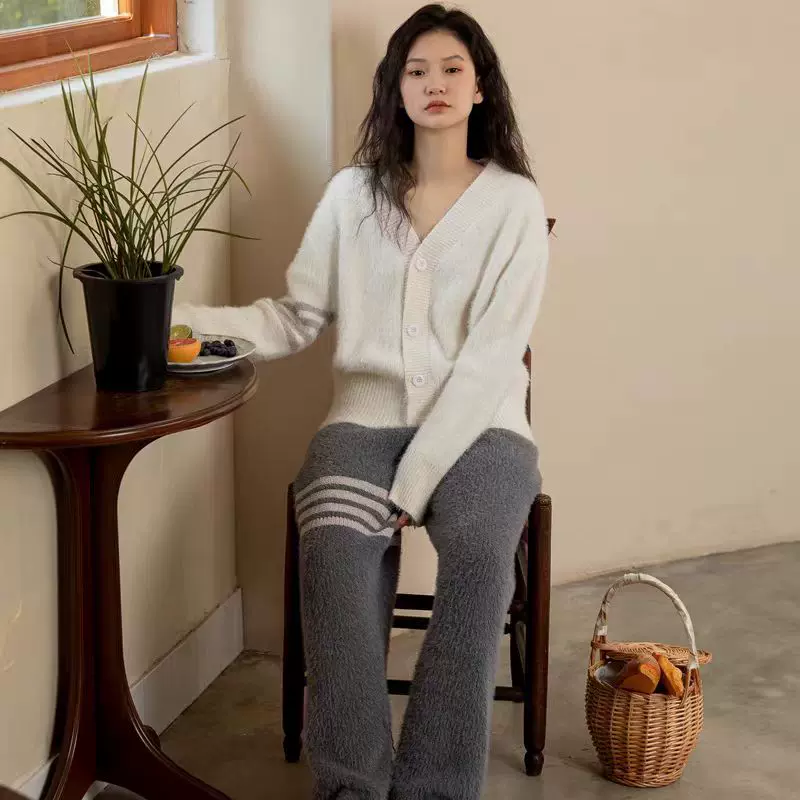 秋冬新款半边绒睡衣套装高级慵懒条纹产后保暖外出款家居服外穿