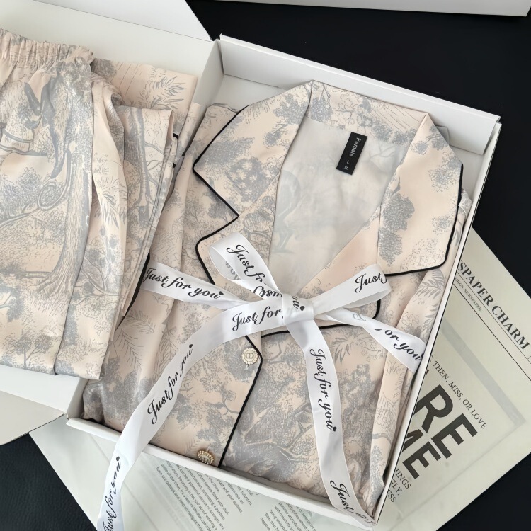 [Luxury Ink] New Spring & Fall Pajamas for Women, Ice Silk, High-End, Light Luxury Home Clothes for Besties