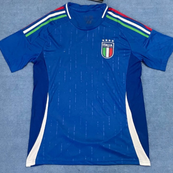 2425 Camiseta de fútbol de local y visitante transfronteriza italiana Edición especial Serie de camisetas Suministro directo de fábrica Edición conjunta