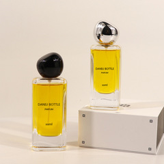 スポット卸売正方形ガラスボトル香水ボトル詰め替えボトル 50 ミリリットル透明バヨネットスプレーボトル化粧品空ボトル