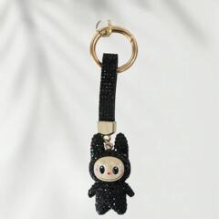 国境を越えて人気の高い、ダイヤモンドがちりばめられたラブブバッグ、携帯電話キーホルダー、ペンダント、フィギュア