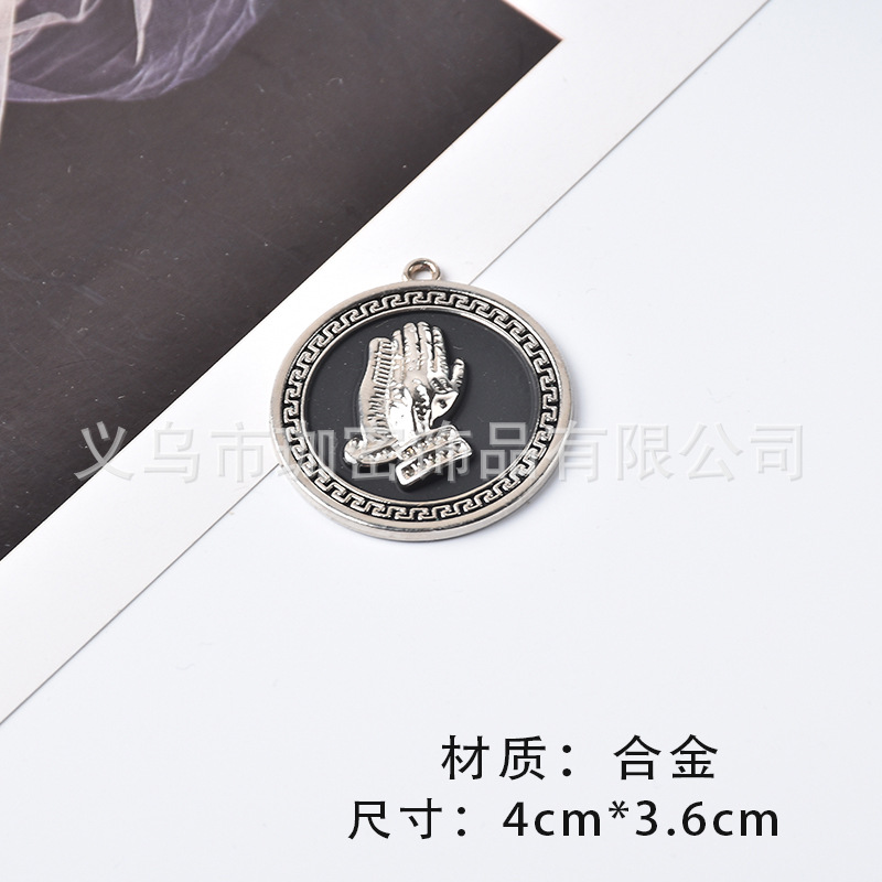 Collar de calle europeo y americano moda masculina hip hop estilo frío todo partido Internet celebridad aleación personalidad moda femenina ins suéter cadena colgante