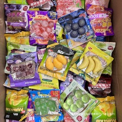 クマの皮むきマンゴーグミ味、ネットセレブスナック、キャンディー、結婚式のキャンディー、新年のハンドバッグ、人気のスナック