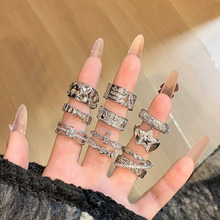 ����ins��С����Ƹп��ڽ�ָ���Լ�Լ�ٴ��䵭����ֽ������ƷŮ