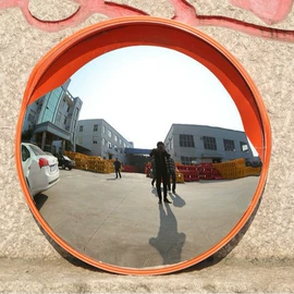 交通警示灯;安全凸面镜;路障