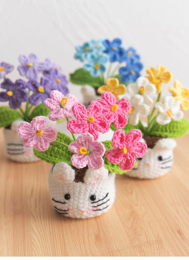 Wholesale of cross-border new handmade small potted flower crocheted artificial flower decorative ornaments, finished knitted potted plants pic 9