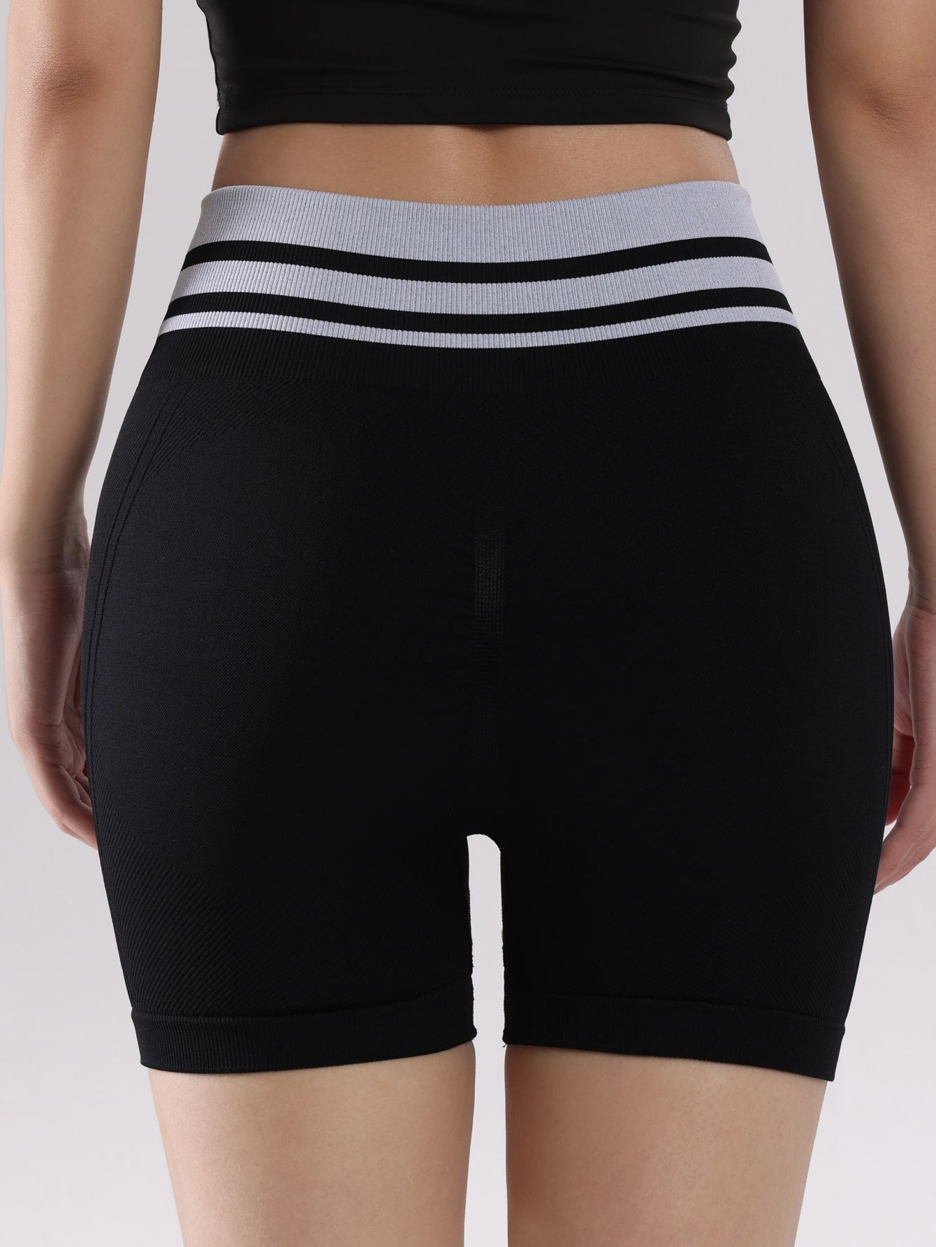 Pantalones cortos de yoga sin costuras de cintura alta de color en contraste Pantalones cortos deportivos para correr al aire libre para mujer