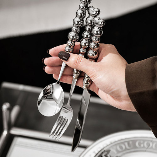 Light luxury pearl handle knife, fork and spoon set, high-looking retro Western stainless steel tableware set, three-piece wholesale