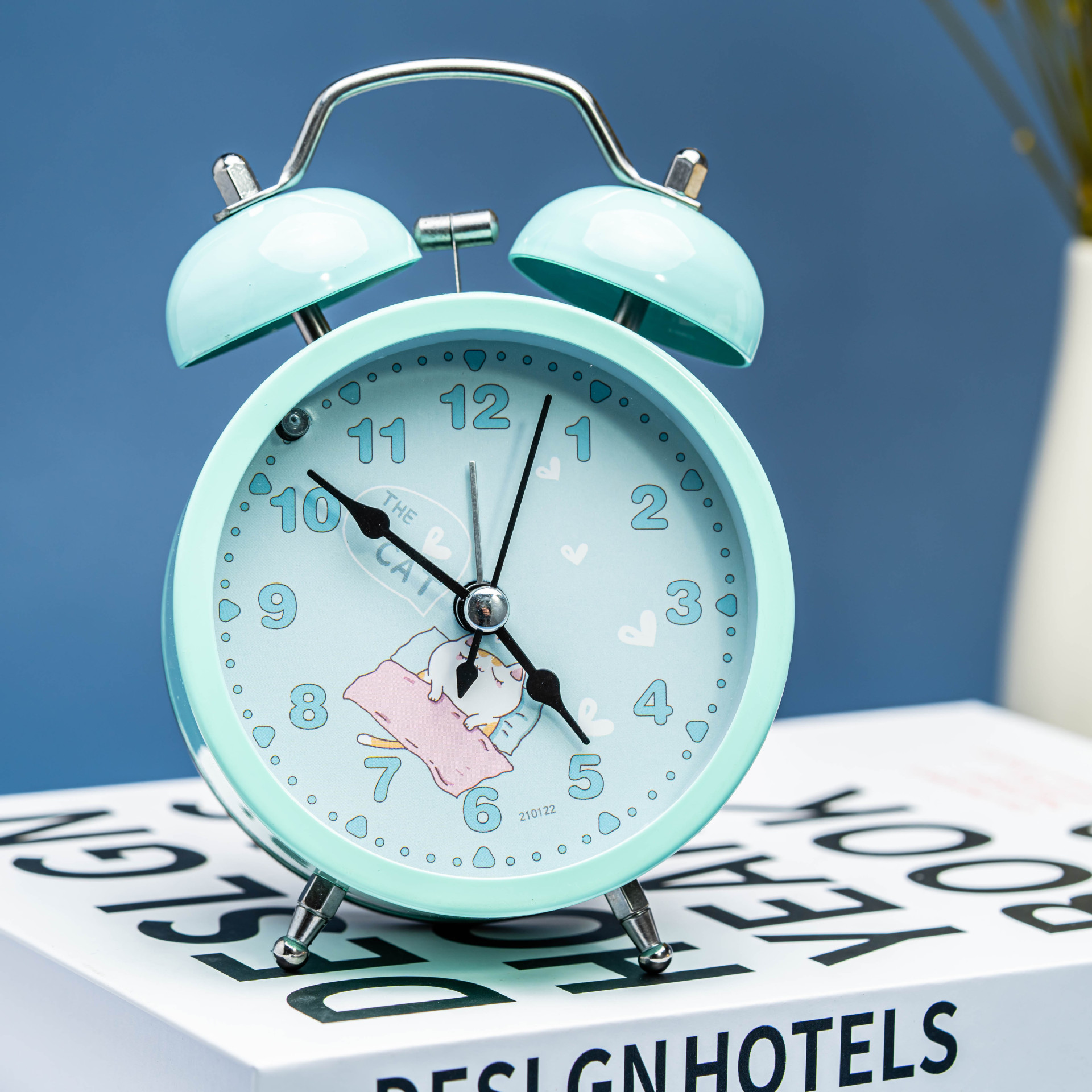 Reloj despertador de metal directo de fábrica estudiante despertar artefacto dormitorio mesita de noche reloj mudo reloj de mesa sonido súper fuerte