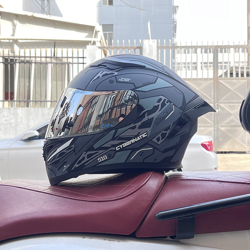 El casco completo del casco de la cola grande de la motocicleta Jiekai se puede instalar con auriculares Bluetooth