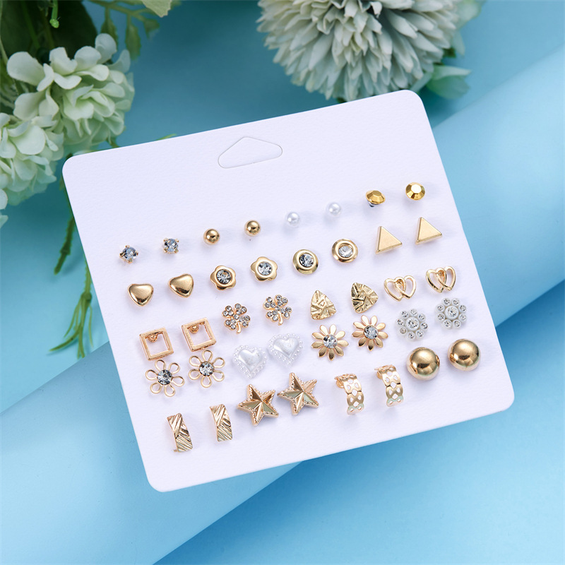 Geometric, Heart Shape, Butterfly Pattern 1 Set Modern Style Classic Style Geometric Heart Shape Butterfly Plating Alloy Rhinestones Earring Sets