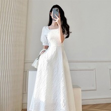 连衣裙白色法式初恋女2023夏季新款方领复古收腰显瘦温柔长裙子
