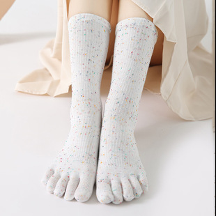 Seamless Mid-Calf Five-Toe Socks for Women, Solid Color Cotton Sweat-Absorbing Toe Socks, Ins Autumn and Winter Sports Fitness Split-Toe Socks