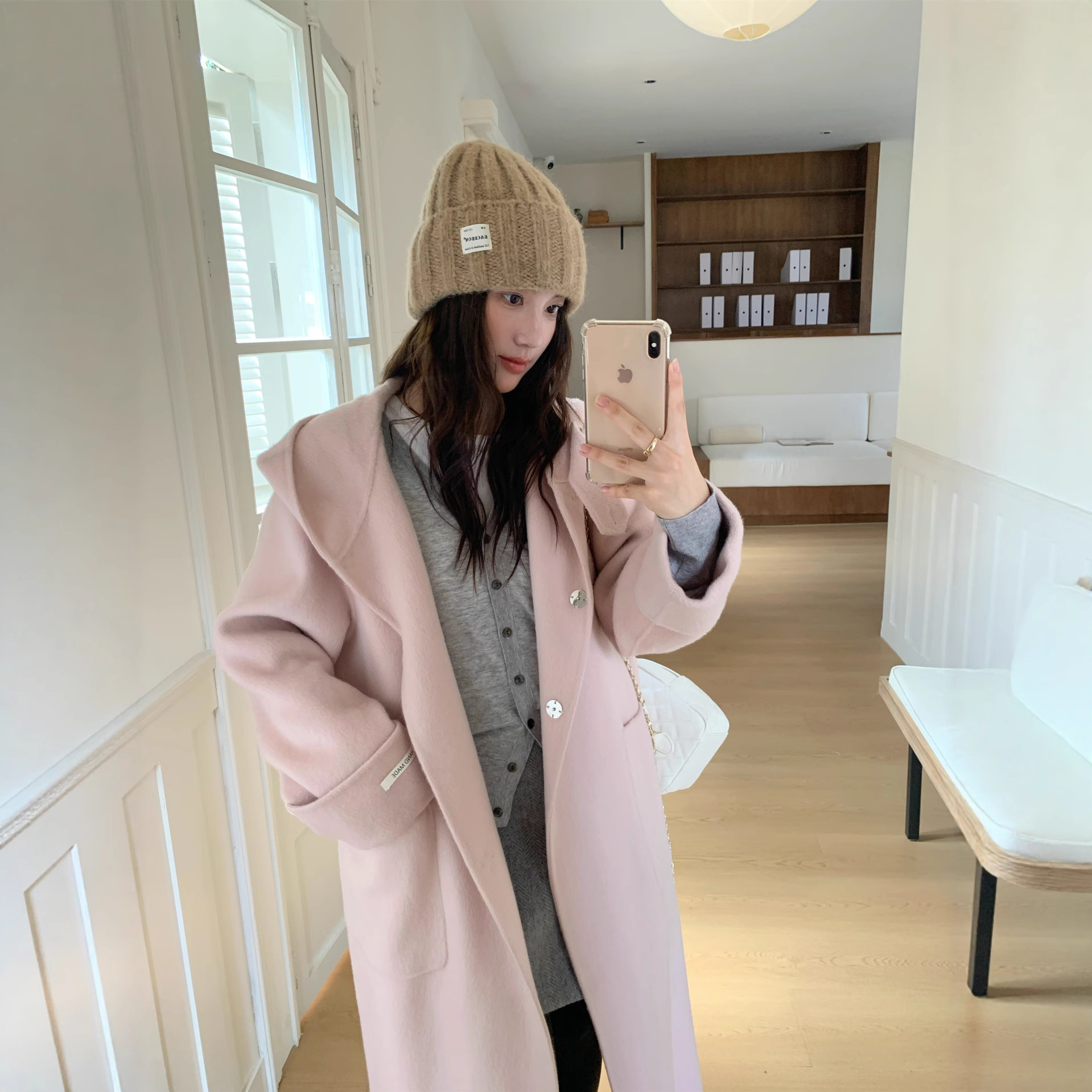 Q029 Gentle Style Light Pink Hooded Wool Outwear for Women, Loose and Slim, Winter Warm and Elegant Woolen Outwear