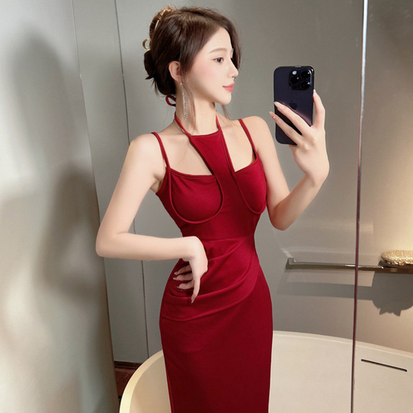 Hanging neck strap, pure lustful style, sexy long skirt, buttocks wrapped skirt