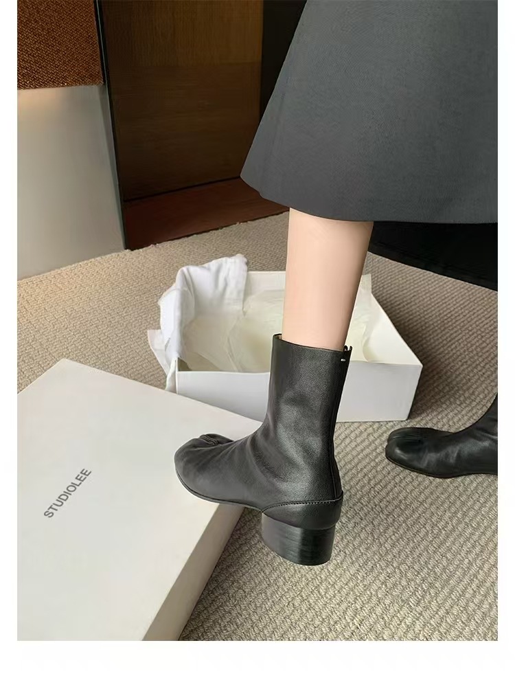 Black low heel 3.5cm (velvet lining)