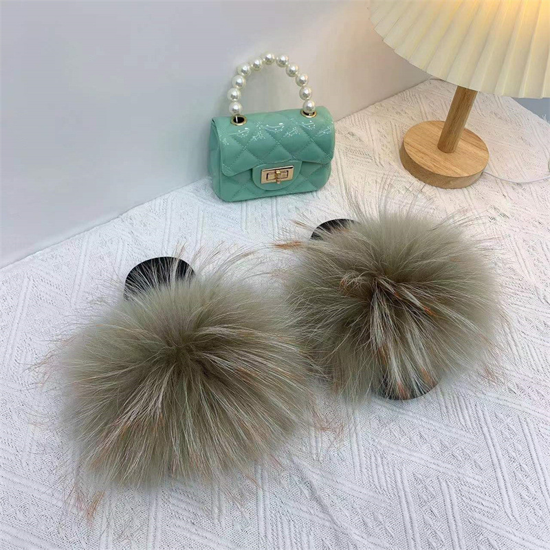 儿童拖鞋