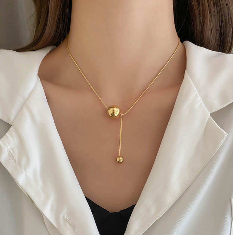 Wholesale Golden Ball Titanium Steel Necklace Fashion Clavicle Chain Pendant_colorza_5