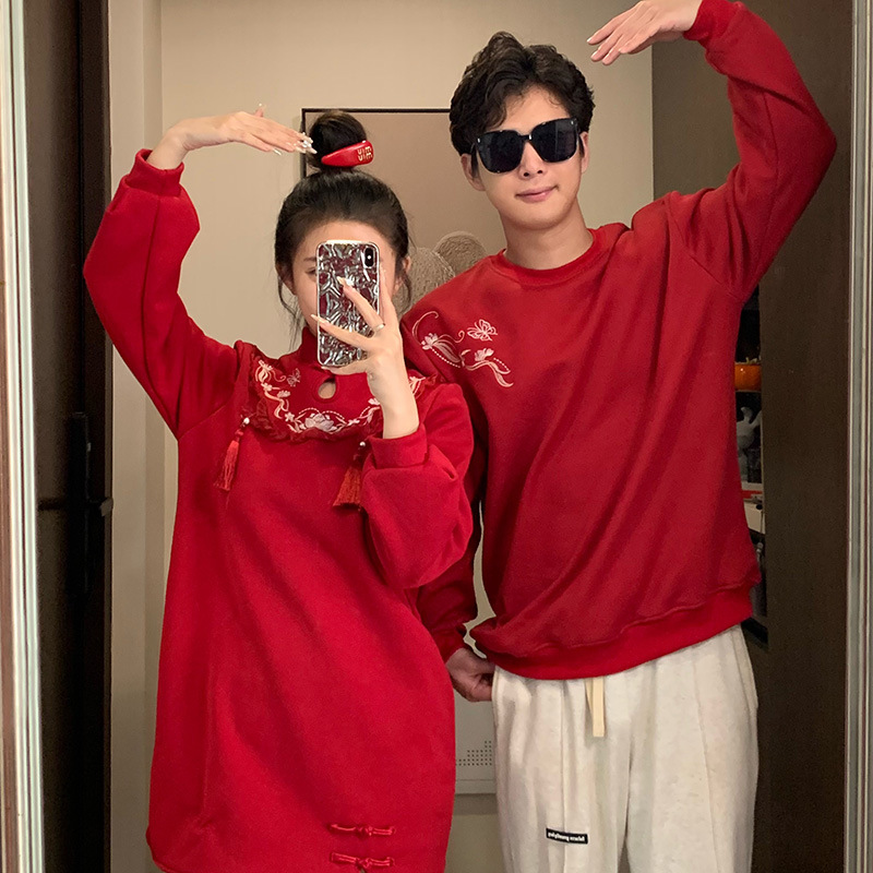 특별 커플 의류 가을 겨울 개선 기모 GUOFENG 자수 버클 올해 라운드 넥 땀 원피스 패션