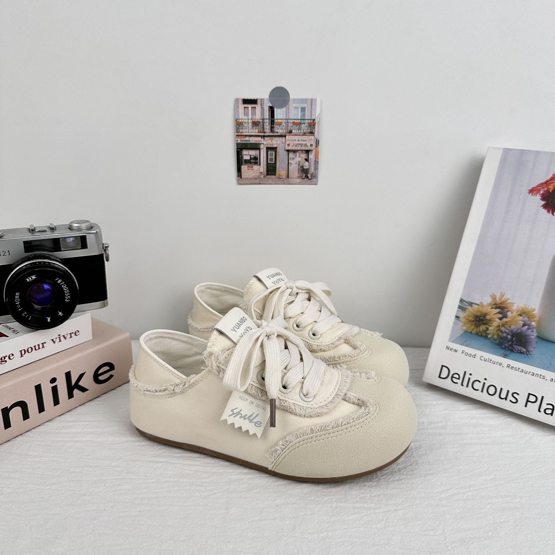 Yuanbo universal nicho zapatos de skate para mujeres 2025 nuevos zapatos de lona de verano un pedazo delgado dos zapatos para el cabello