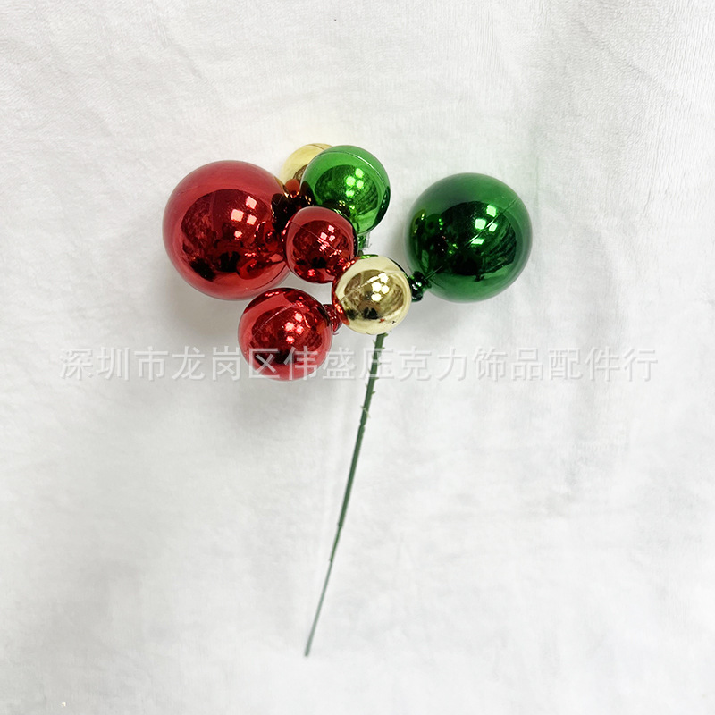 国境を越えた新しいプラスチック製のクリスマスボール、花の枝、丸いボール、クリスマスツリーの装飾ボール、4cm 色のボール、花束の装飾品。|undefined