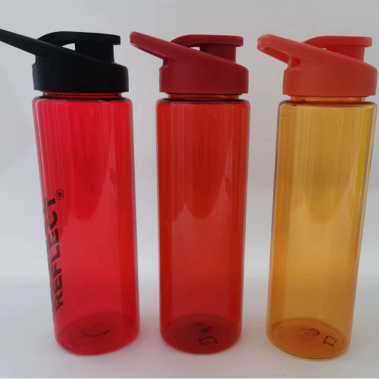 现货！750毫升塑料水瓶翻盖带提手户外运动水壶PS太空杯子水杯