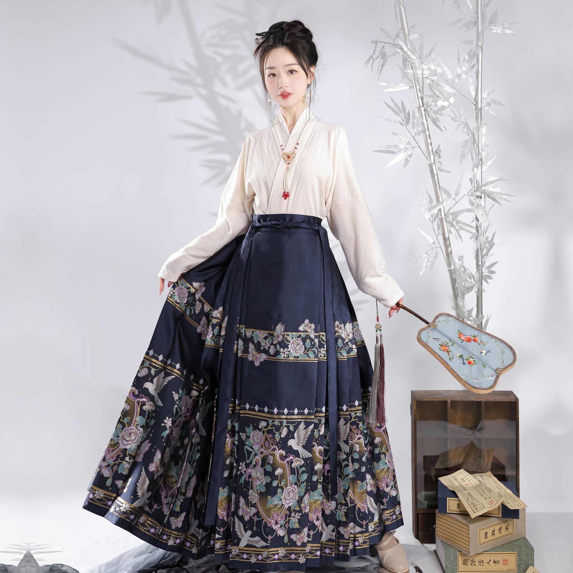 【Sutra of the Bodhisattva】Ma Mian Skirt with Brocade Embroidery, Elegant and Slimming, New Chinese Style for Daily Commuting Women